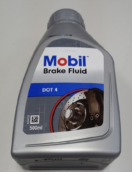 Жидкость тормозная Mobil Brake Fluid DOT 4 0.5л 150906R